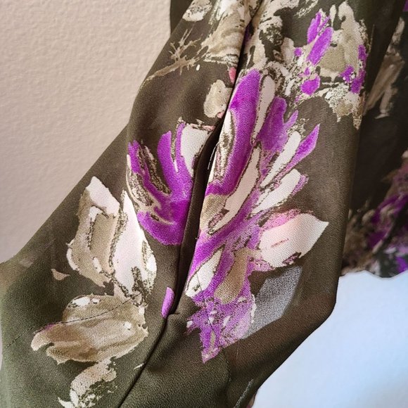LC Lauren Conrad Olive Floral Tunic Blouse Size XS - Picture 4 of 10